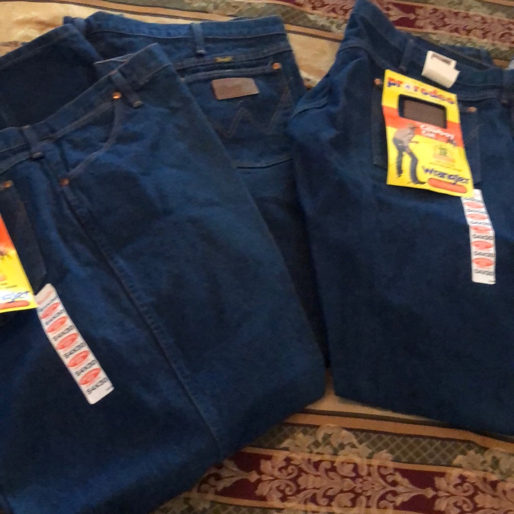 Men’s Wrangler jeans